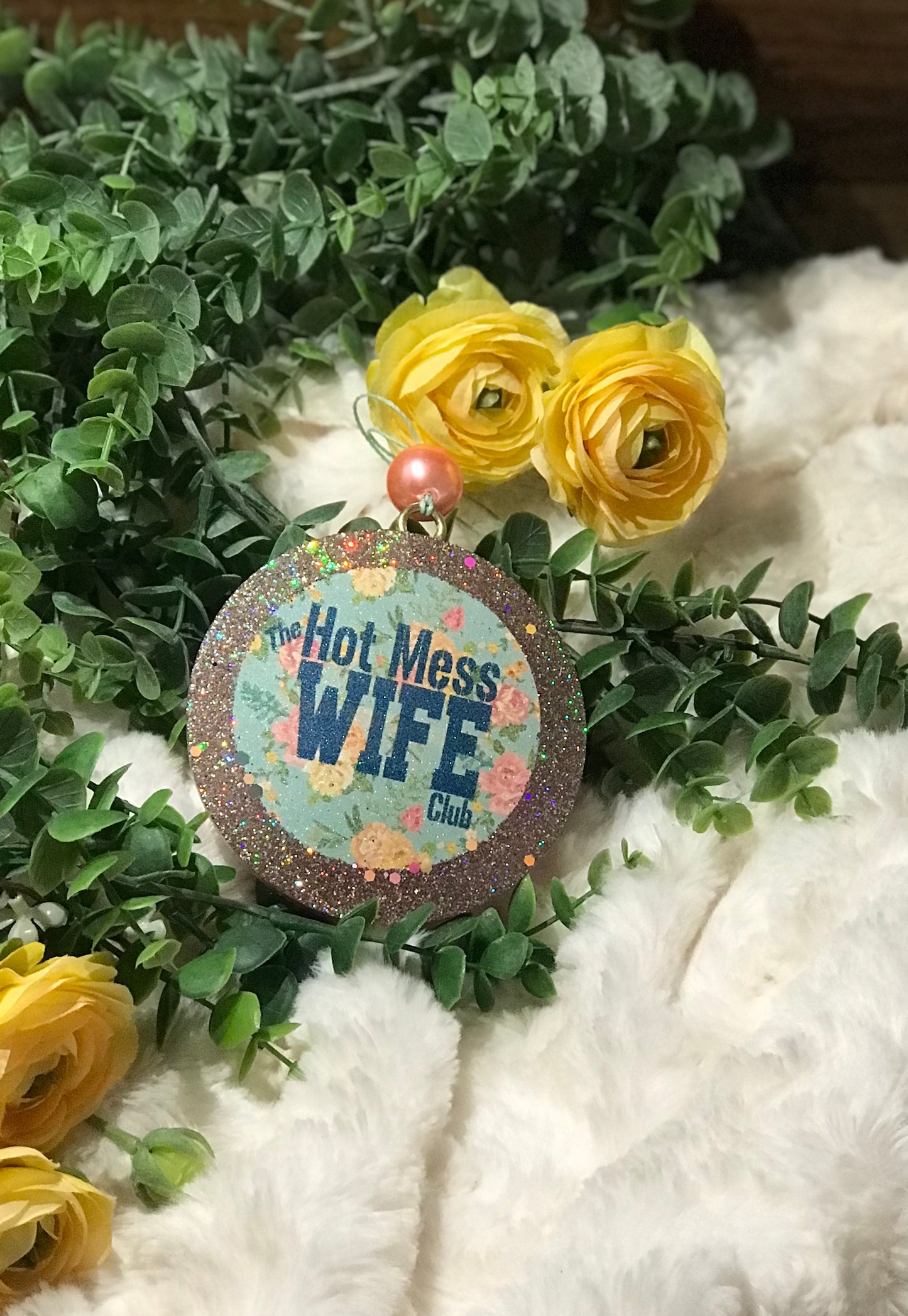 Hot Mess Wife Freshè