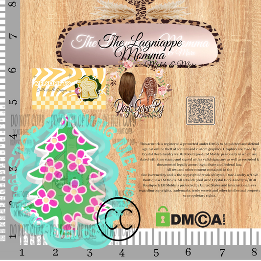 CW Daisy Christmas Tree